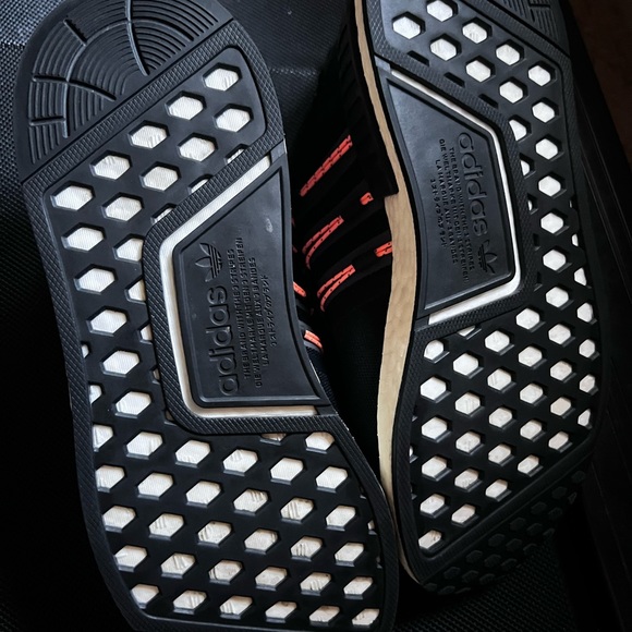 Adidas NMD R1 - Picture 9 of 12